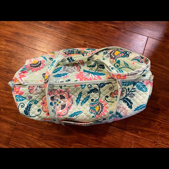Vera Bradley Handbags - Like new! Vera Bradley large duffle.